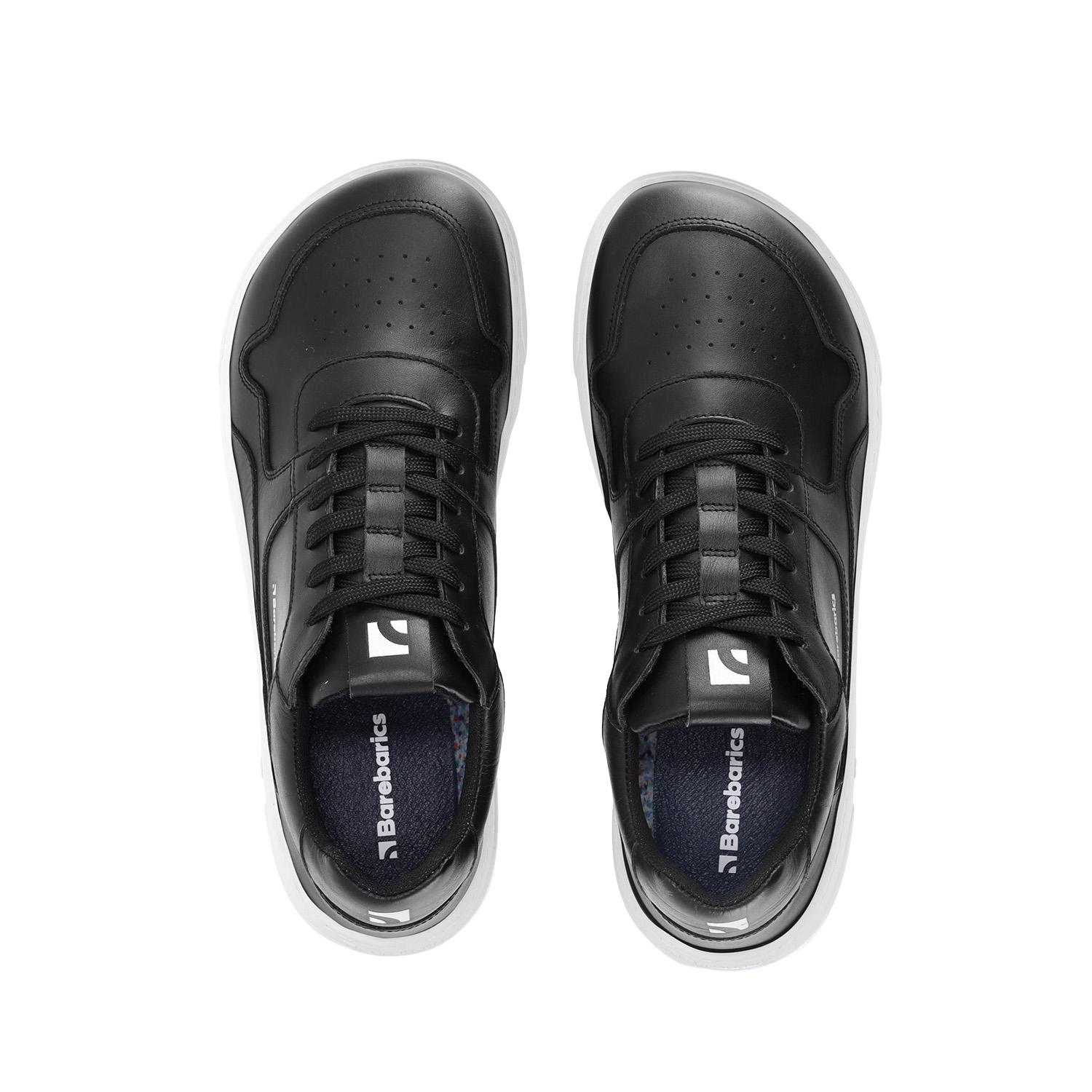 Barefoot Sneakers Barebarics Zing - Black & White - Leather.
Forma anatomica: le scarpe rispettano la forma del piede.
Più informazioni
calzatura da cittàdesign urbano modernoprogettato e realizzato a mano con materiali locali e sostenibili nell’Unione Europeaottima resistenza e consistenza del coloretecnologia Dermodry Coolmax® per il drenaggio dell’umiditàdisponibile nella taglia 36-47 (secondo le misure UE)