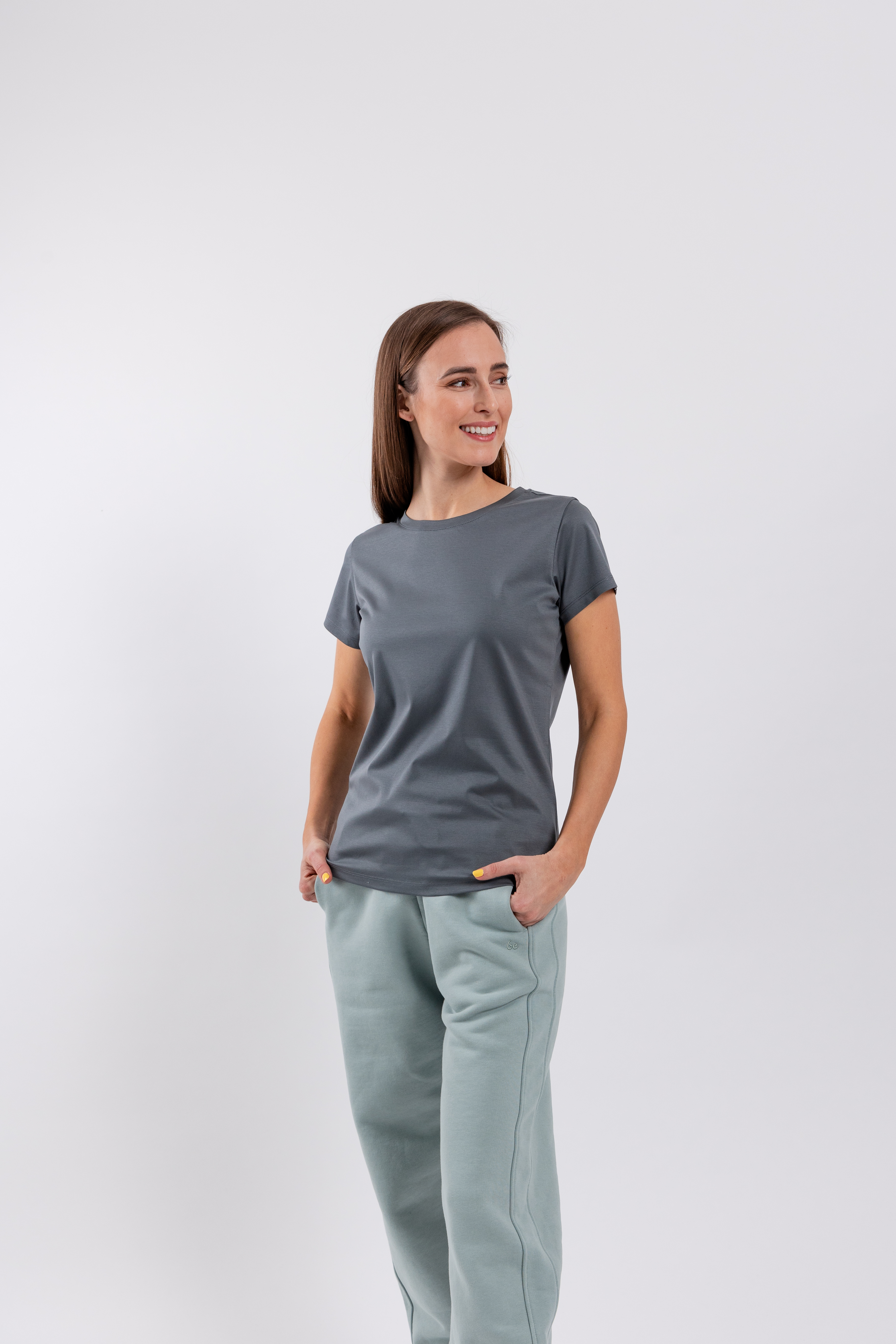 Maglietta da donna con girocollo Be Lenka Essentials - Grey.