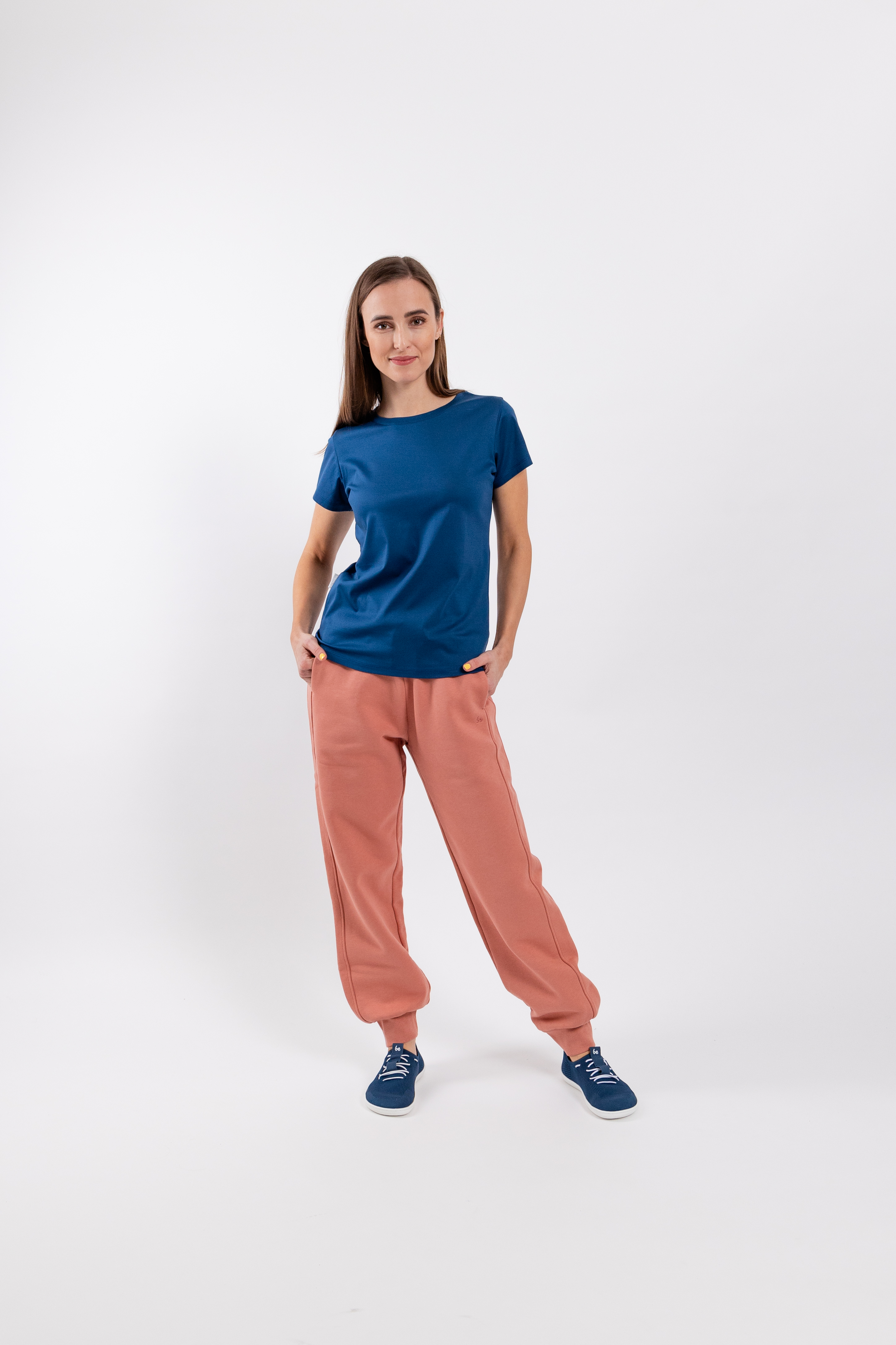 Maglietta da donna con girocollo Be Lenka Essentials - Navy.