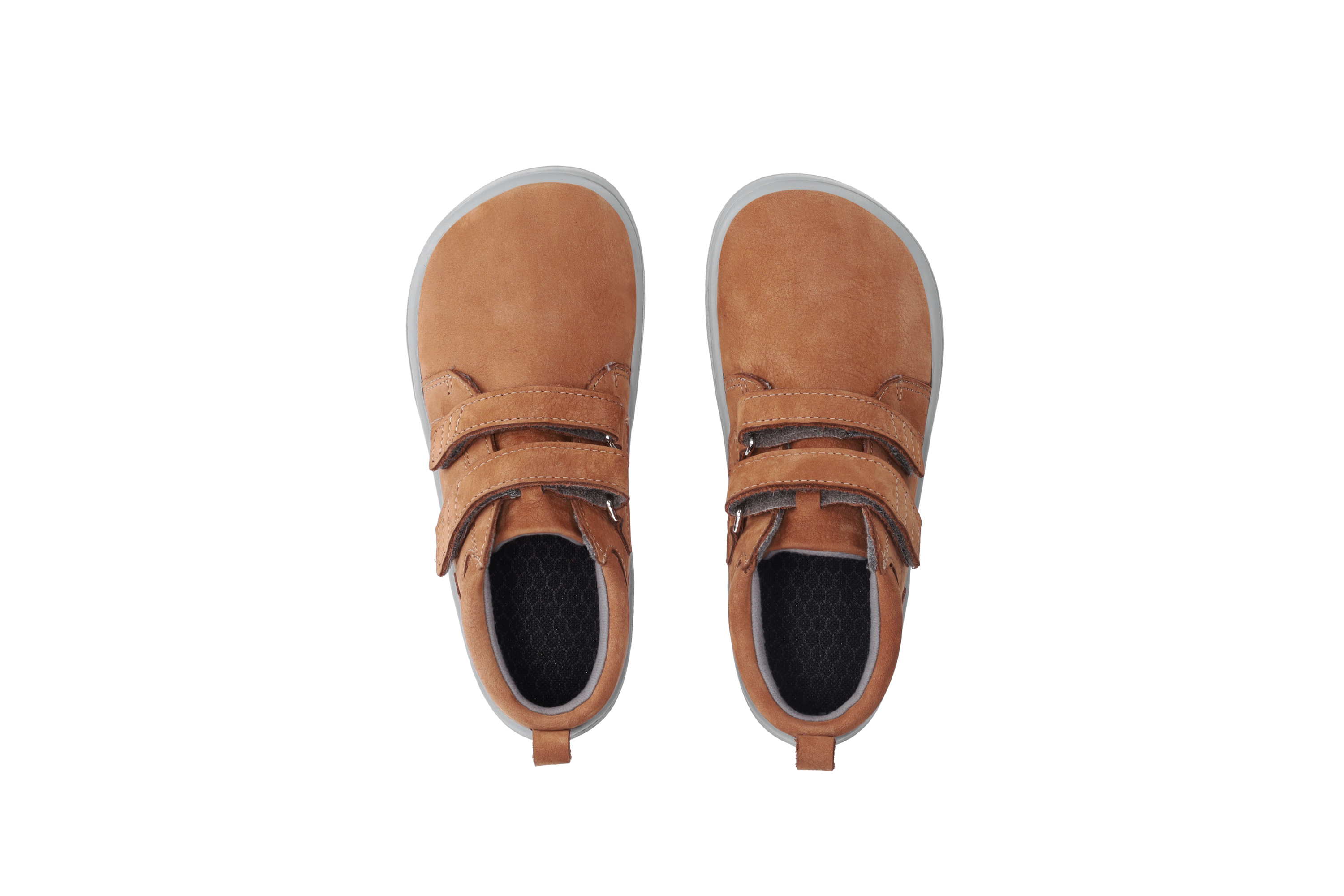 Barefoot scarpe bambini Be Lenka Play - Cognac.
  scarpe barefoot riproducono perfettamente la sensazione di camminare a piedi nudi come vorrebbe la natura  Suola ricucita per una maggior durata  La suola KidsComfort grazie al suo grip garantisce una perfetta stabilità  Tallone in pelle per un maggior comfort e resistenza  Fodera in tessuto piacevole al tatto  Nuova soletta rimovibile in cotone e PU riciclato  Logo di stile Be Lenka stampato
I vantaggi della scarpa Barefoot:
   Suola ultra flessibile   Zero drop (il tallone e la punta sono alla stessa altezza per una corretta postura)   Punta maggiorata per dita più rilassate   Scarpa leggera
Tipo: calzatura da città