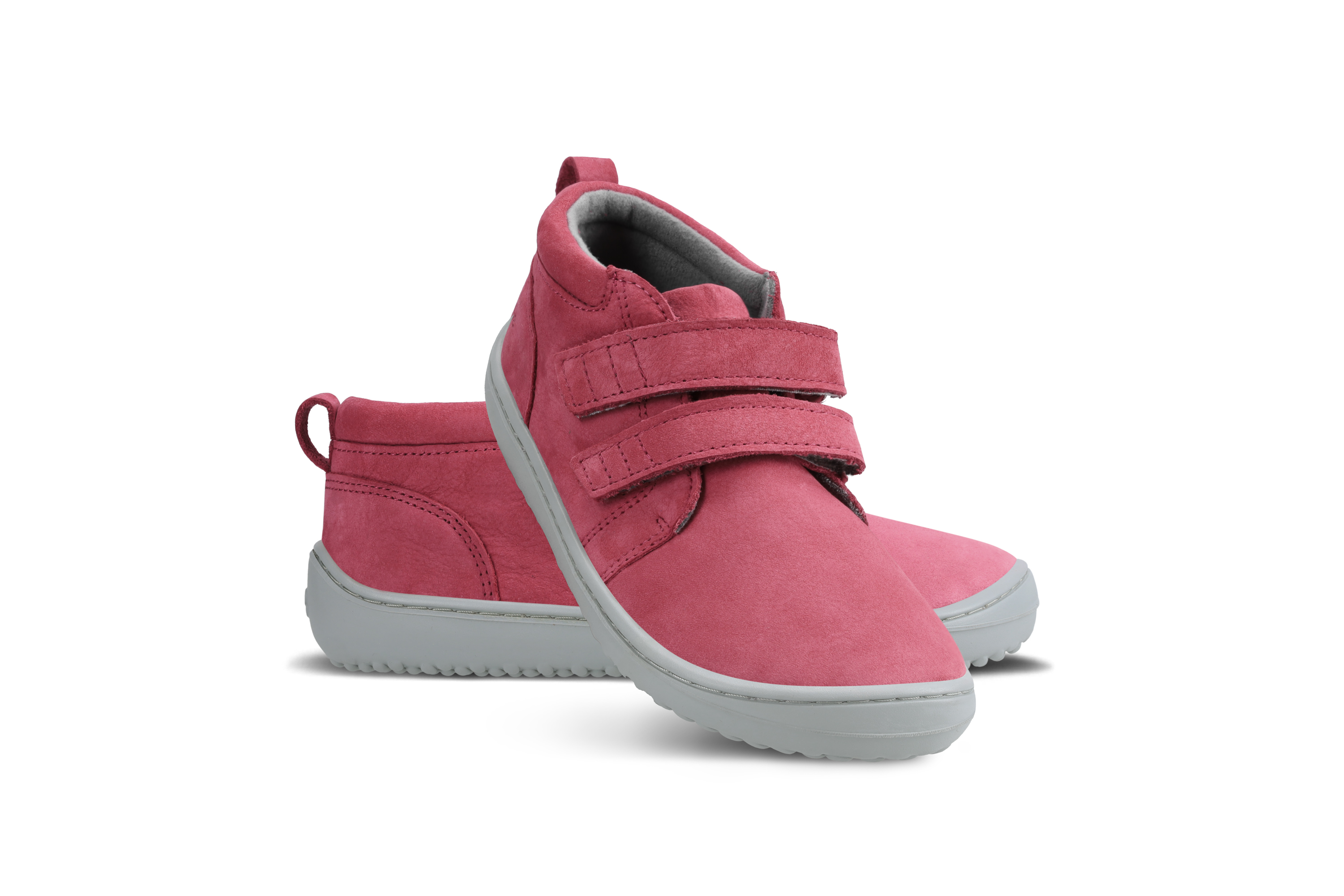 Barefoot scarpe bambini Be Lenka Play - Raspberry Pink.
  scarpe barefoot riproducono perfettamente la sensazione di camminare a piedi nudi come vorrebbe la natura  Suola ricucita per una maggior durata  La suola KidsComfort grazie al suo grip garantisce una perfetta stabilità  Tallone in pelle per un maggior comfort e resistenza  Fodera in tessuto piacevole al tatto  Nuova soletta rimovibile in cotone e PU riciclato  Logo di stile Be Lenka stampato
I vantaggi della scarpa Barefoot:
   Suola ultra flessibile   Zero drop (il tallone e la punta sono alla stessa altezza per una corretta postura)   Punta maggiorata per dita più rilassate   Scarpa leggera
Tipo: calzatura da città