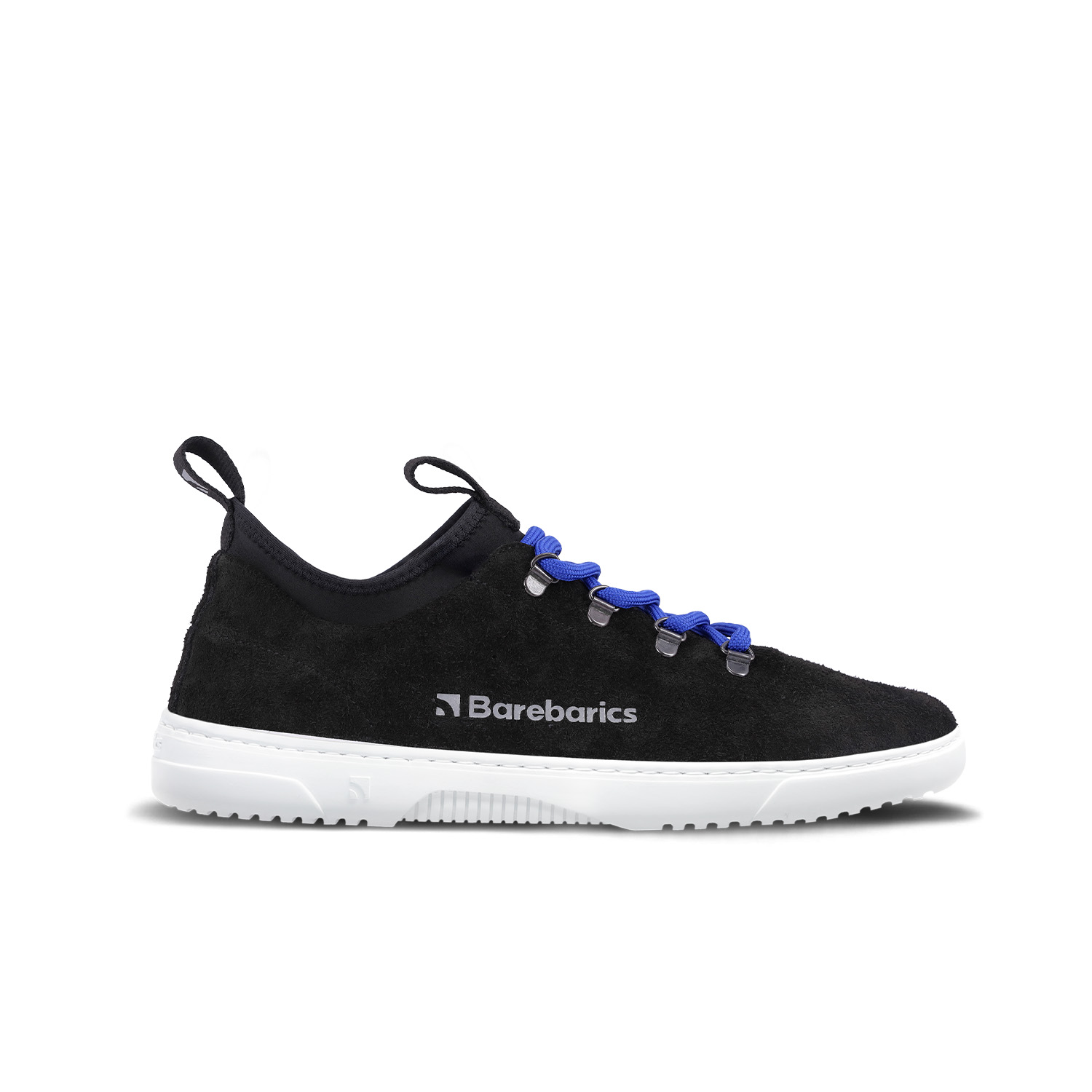 Barefoot Sneakers Barebarics Bronx - Black.
Le sneaker Barebarics sono prodotte utilizzando processi che riducono al minimo l'impatto sull'ambiente.
  La tomaia è composta da pelle e tessuto  La fodera è prodotta in lycra e microfibra  La suola è prodotta in gomma morbida sintetica ed è molto resistente all’usura.




Attributi barefoot
    Forma anatomica – la scarpa sportiva ricalca la forma del piede.

Più informazioni
calzatura da cittàdesign urbano modernoprogettato e realizzato a mano con materiali locali e sostenibili nell’Unione Europeaottima resistenza e consistenza del coloredisponibile nella taglia 36-47 (secondo le misure UE)