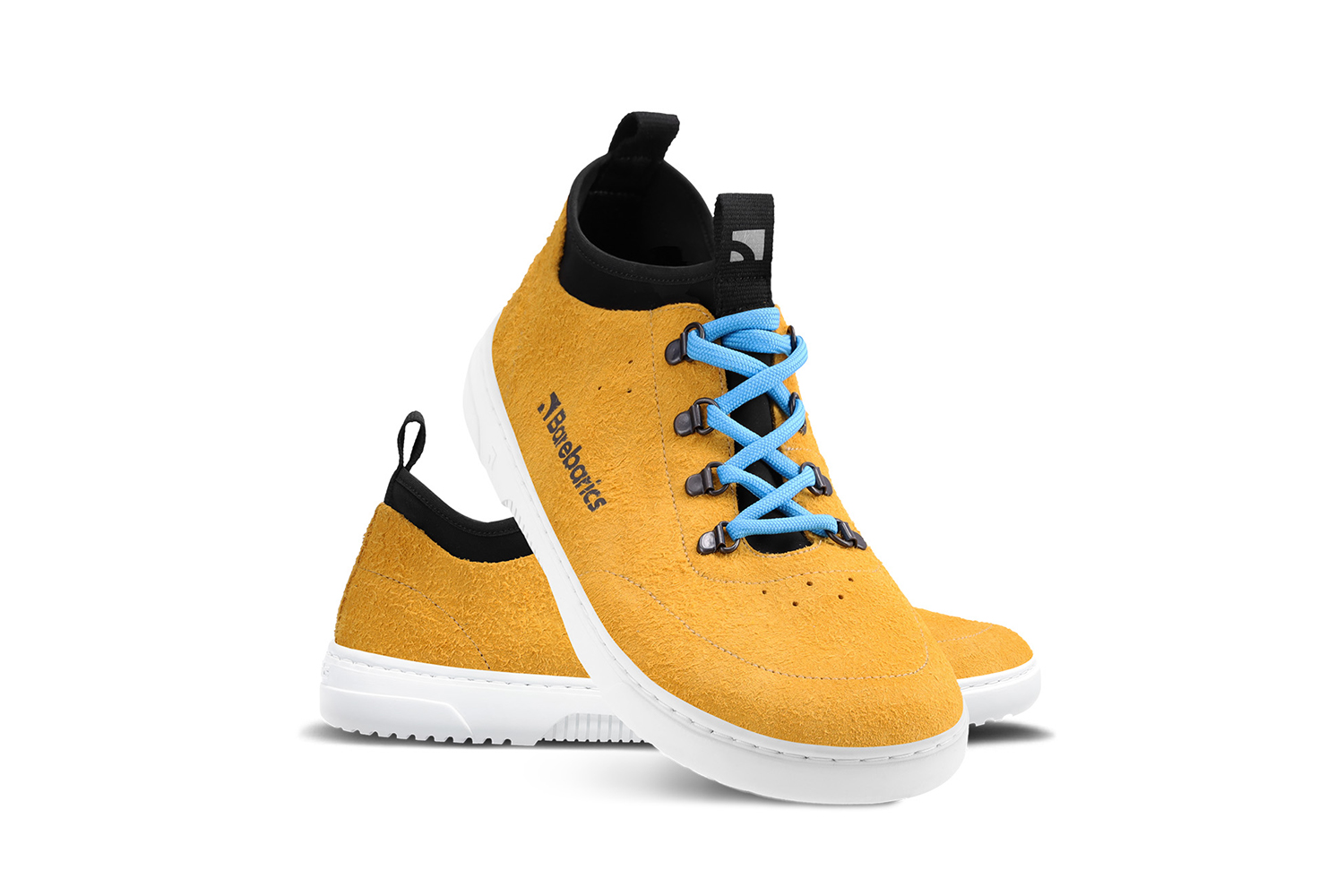 Barefoot Sneakers Barebarics Bronx - Mustard.
Le sneaker Barebarics sono prodotte utilizzando processi che riducono al minimo l'impatto sull'ambiente.
  La tomaia è composta da pelle e tessuto  La fodera è prodotta in lycra e microfibra  La suola è prodotta in gomma morbida sintetica ed è molto resistente all’usura.




Attributi barefoot
    Forma anatomica – la scarpa sportiva ricalca la forma del piede.

Più informazioni
calzatura da cittàdesign urbano modernoprogettato e realizzato a mano con materiali locali e sostenibili nell’Unione Europeaottima resistenza e consistenza del coloredisponibile nella taglia 36-47 (secondo le misure UE)