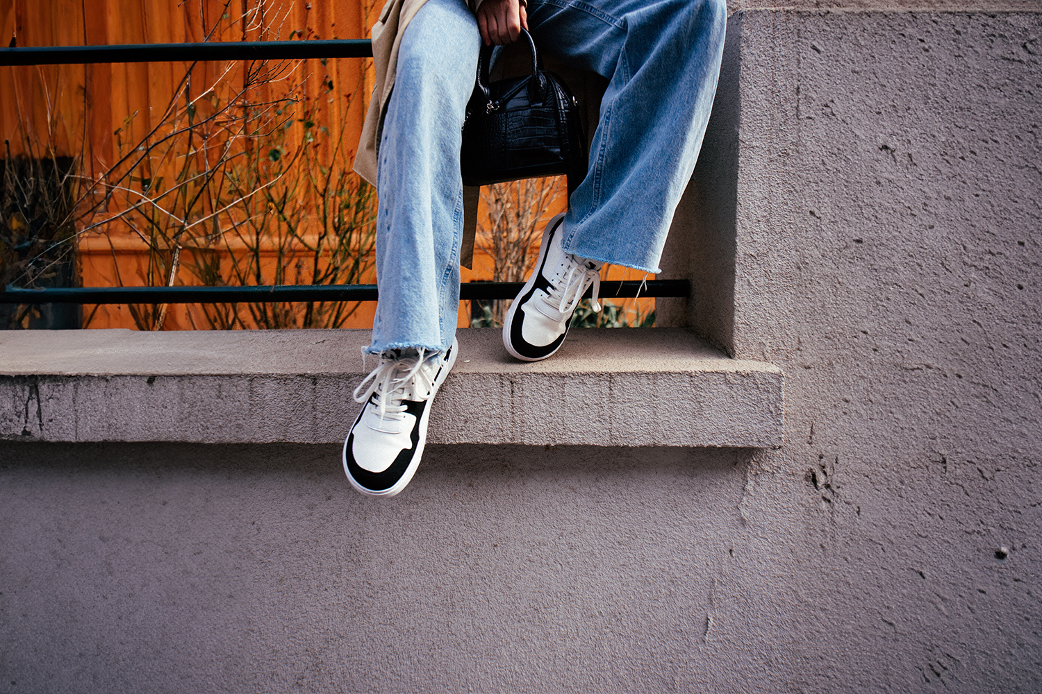 Barefoot Sneakers Barebarics - Zing - White & Black.